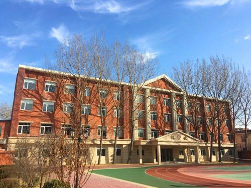 学校主楼